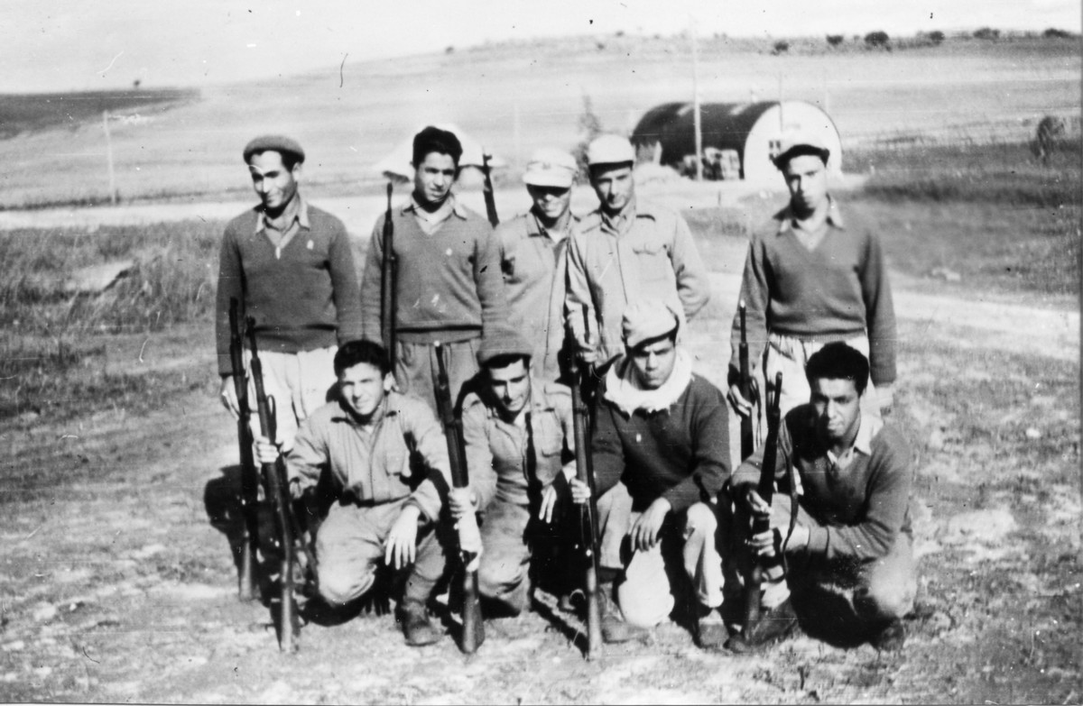 פלוגה ב' – בהתארגנות במחנה בית-דראס