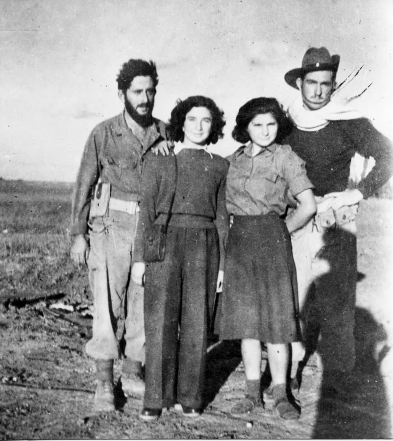 פלוגה ב' – בהתארגנות במחנה בית-דראס