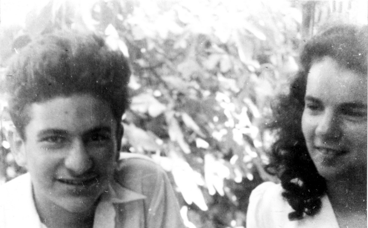 זהרה לויטוב - והאח עמוס