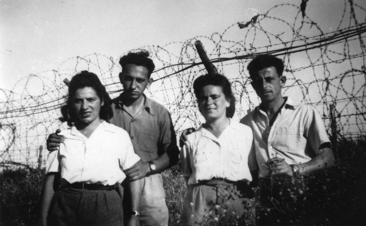 מעפילים