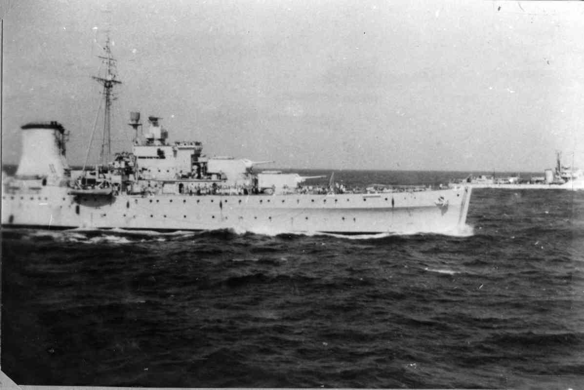 אקסודוס -אנייה במצור