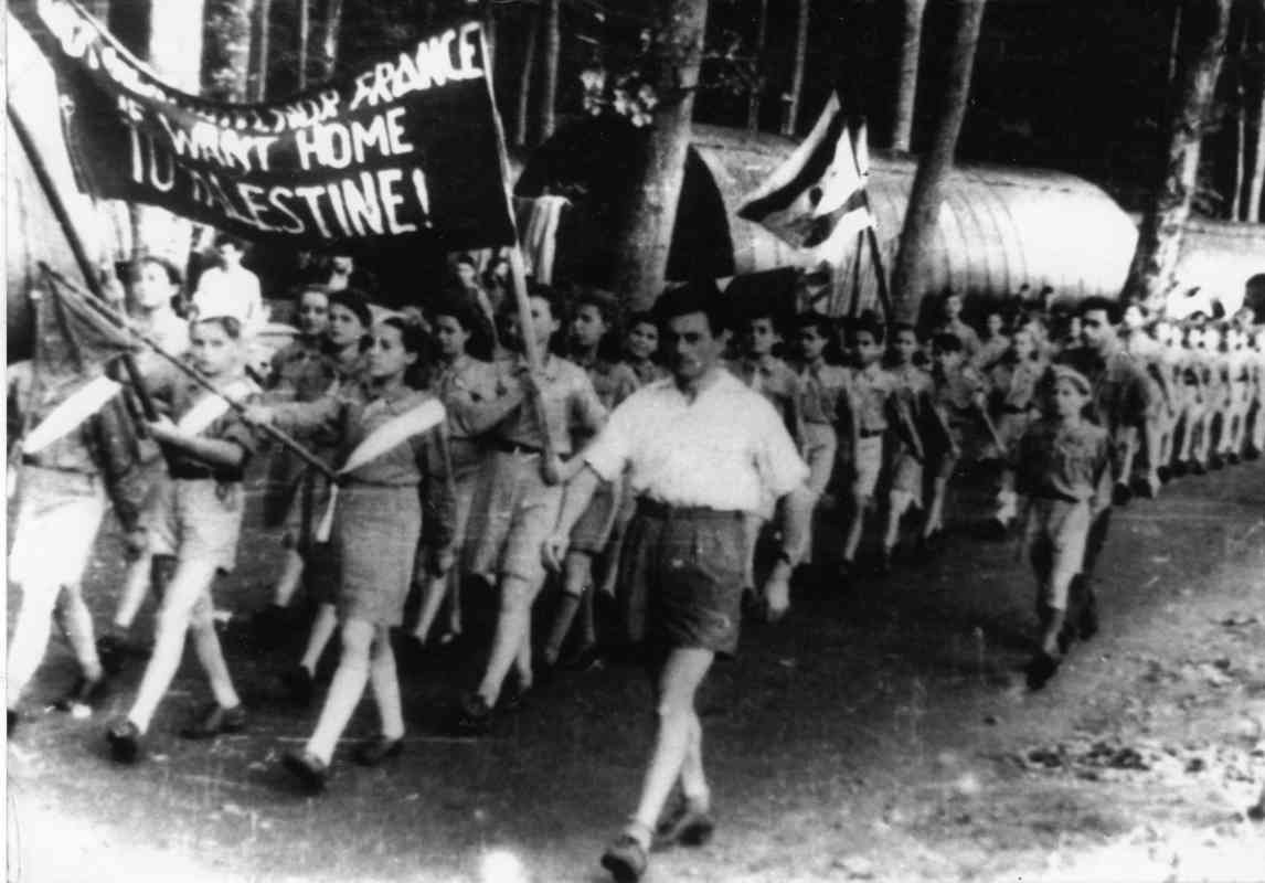 החיים במחנות בגרמניה