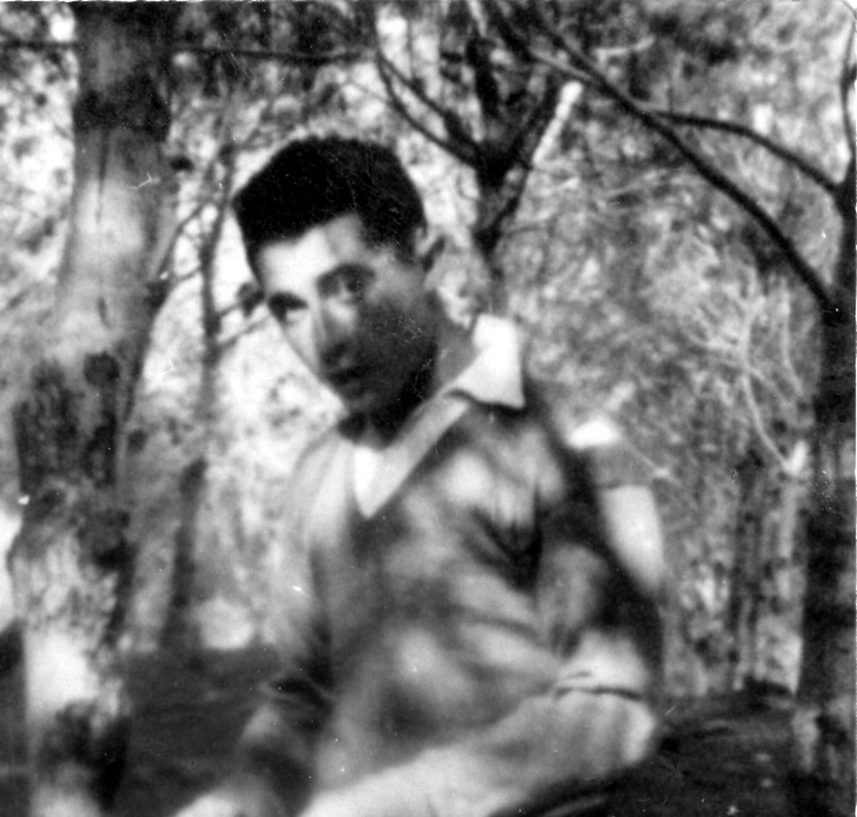 פלוגה ד התל-אביבית 1947-1941 תיאור התמונה: משה גולדפרב - נפל בגוש עציון - 4 במאי 1948 תמונה