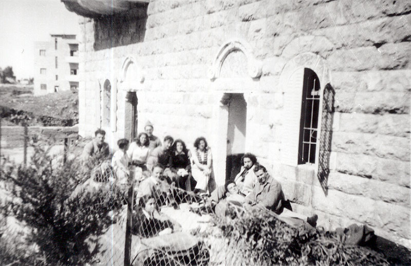 ברוממה עם הגיוס תמונה