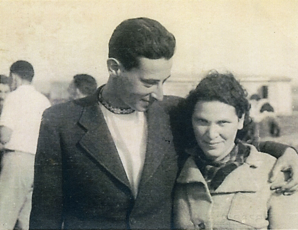 רינה ושמעון ביום חתונתם תמונה