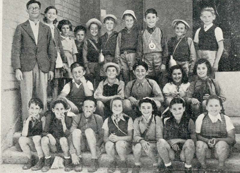 כתה ה' - 1942 טיול לעמק חפר תמונה