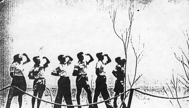 המ"כים של מחלקת בית הערבה על המזח בקלייה תמונה