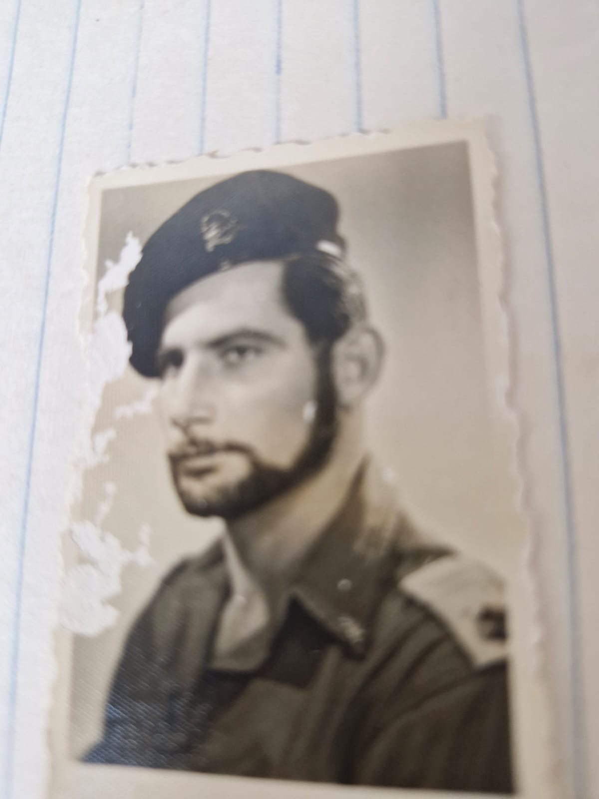 איתן כרב סרן בעת שירותו בצה"ל תמונה